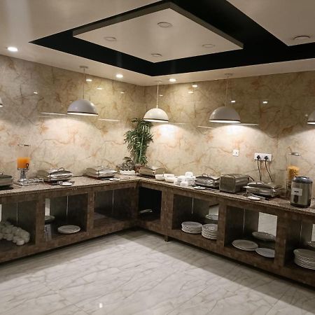 Aalcajars Inn Patna  Dış mekan fotoğraf